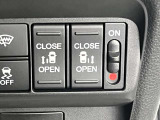 長押しすると運転席から両側電動スライドドアを開閉出来ます!