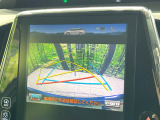【バックカメラ】駐車時に後方がリアルタイム映像で確認できます。大型商業施設や立体駐車場での駐車時や、夜間のバック時に大活躍!運転スキルに関わらず、今や必須となった装備のひとつです!