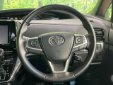 【純正革巻きステアリング】上質な革を使用することで、手にしっかり馴染みとても運転しやすいハンドルです♪