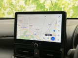 現在地周辺の道路や目印を画面で確認でき、目的地までの道順を把握する際に便利です。表示が見やすく、日常のお出かけから初めての場所への移動まで、行き先の確認をサポートします。