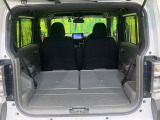 普段のお買い物や通勤、送迎等に十分な荷室スペースを確保しております。セカンドシートを倒すと、大きな荷物の積載も可能です♪
