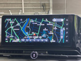 見やすい地図表示で、目的地までのナビゲーションをスムーズに行えます。初めての道でも安心して運転を楽しめます。