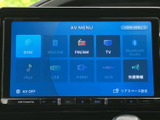 多彩な機能を備えたナビ・オーディオシステムは、快適なドライブをサポートします。CDやUSB、Bluetoothなど、様々なメディアに対応し、車内を盛り上げます。