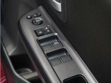 ◆パワーウィンドウスイッチ◆運転席から全席の窓の開閉操作を行うことが出来いつでも換気ができます!