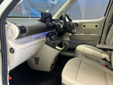 仮想エンジンサウンドシステム[車両接近通報装置]パワーウインドウ[前席オートアップ&ダウン/セーフティ機能付]