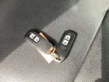 おしゃれなスマートキーがついてきます。