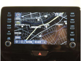 最近の主流ディスプレイオーディオです、スマホと繋いでMAP表示や音楽再生が出来ますよ♪
