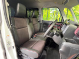 運転席シート廻りは使用感も少なく、良好な状態となっています。丁寧に使われていたことがよくわかりますね。