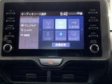 ディスプレイオーディオを装備。スマホとクルマをつなぐことでいろんなサービスが楽しめます。