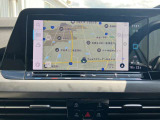 App-Connect:お使いの対応スマートフォンを繋げて使い慣れたアプリを車載画面でご利用可能。モバイルサービスWe Connectでは、スマートフォンと車両を連携し様々な情報取得
