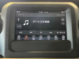 直感的な操作が可能なタッチパネル式インフォテインメントシステム。スマホを繋ぐだけでいつものナビアプリや音楽をそのまま車内で楽しめます。