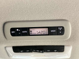 後ろの席でもエアコン操作可能!快適なドライブをお楽しみいただけます★