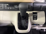 スイッチ操作で簡単にパーキングブレーキがかけれます!