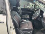 周囲が広く見わたせて、車両感覚もつかみやすい♪初めての道も好奇心を優先できる、運転しやすさです!