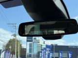 左サイドミラーしたが移るカメラで死角見やすく!