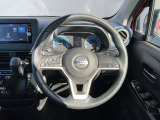 周囲が広く見わたせて運転しやすく室内も広々★
