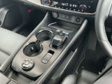 e-POWERならではの、スタイリッシュなシフトノブ周りがカッコイイ!