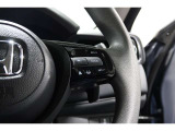 Hondaセンシングの機能のひとつ、アダプティブクルーズコントロール付!アクセルから足を離しても設定したスピードと前車との車間を保ち走行してくれます!車線維持もアシスト☆高速道路で疲労軽減ですね☆