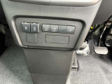 運転者に優しいスイッチ類の配置です。