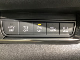 i-ACTIVSENSEミュートスイッチを押すと、車線逸脱警報、ブラインドスポットモニタリングなどのシステムが作動した際の警報音が無くなります。警報音の消音で運転中の煩わしさが緩和します♪