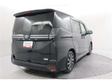 リヤ5面はプライバシーガラス☆強い日差しや車外の視線から室内を守ってくれます。