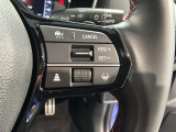 クルーズコントロールを装備しています。高速道路などで一定の速度で走ってくれるので運転が楽ですよ!速度を設定できますので、スピードの出しすぎにも注意できます。