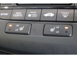 左右シートヒーター装備付き車!!座席に埋め込まれた電熱線によりシートを暖めることが出来る装備で、温められたシートは、寒い冬には最適です!!