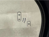 車線変更時の後方確認をアシストしてくれるブラインドスポットモニター!ドアミラーの死角を検知してくれるから車線変更もスムーズです。