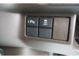 【パーキングセンサーシステム】車両前後の障害物を検知し、音やディスプレイ表示でドライバーに警告する安全運転支援システムでございます!