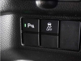 ◆パーキングセンサーシステム◆車庫入れの時などに近くに障害物がある場合、障害物までの距離を音で知らせてくれます。