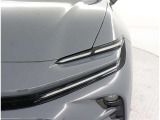 LEDヘッドライトです。デザイン性がよくとても明るいので、夜間の走行や悪天候でも安心です。しかも長寿命!