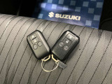 【スマートキー】キーをポケットやカバンに入れたままでもドアの施錠・開錠ができ、雨の日や荷物の多い日に大活躍!
