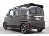 当店の展示車は、プロの業者にボディーの磨き、ルームクリーニングを依頼していますので、とてもきれいです!!ぜひ、見にいらしてください!