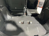 荷室も十分な広さです