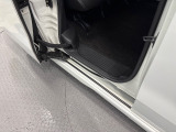 どなたでも乗り降りしやすい高さのステップです。
