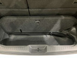 【ラゲッジルーム】実用性に優れた二段式ラゲッジル-ムでお荷物を別々に収納が可能♪♪