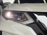 【 LEDヘッドライト 】 青色発光ダイオードを発明した日本人がノーベル賞を受賞し、LEDライトが開発されました。明るく長寿命のライトです。体感して下さい。明るいライトです!