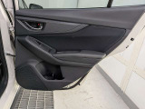 パワーウィンドウのスイッチですよ。運転席に居ながら窓を開け閉めのコントロールできます。