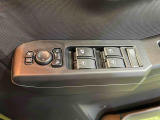 今お乗りのお車の価値が気になる方は、お気軽にお声がけください。査定士の資格を持ったスタッフが、丁寧に査定いたします