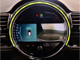 『運転』に対するBMWのこだわりはメーターパネルにも表れております。視野性の良いメーターパネルは疲労感の軽減と、運転の楽しさをもたらしてくれます。