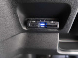 ETC車載器付きです。高速道路の料金所もスムーズに通過できます。
