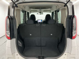 【バックドア】開口部の大きなバックドアですので、荷物も積み下ろしがラクラクで行えます!