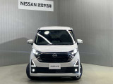 【LEDヘッドランプ&LEDフォグランプ】ハロゲンヘッドランプの約2倍の明るさ!夜の運転も安心です!
