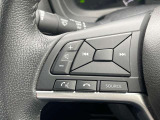 ステアリングスイッチも付いておりますので、運転中でも音量の変更など可能です。