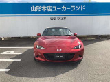 力強さとエレガンスを両立したデザイン。後姿からも感じられる洗練された存在感が、あなたの心にときめきを与え続けます。
