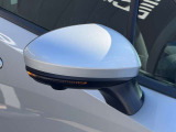 ウィンカーミラーで更にスタイリッシュで存在感あり!対向車からの視認性アップで安全性も高まります!