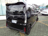 愛車の艶と光沢を維持し日頃のお手入れも簡単に!この機会にぜひお試しください。比較的安価な商品からプレミアム商品まで取り揃えております。スタッフまでお気軽にご相談ください。