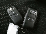◆◆◆キーを取り出すことなくドアの施開錠、エンジンの始動が可能で便利な「スマートキー」付きです!!!