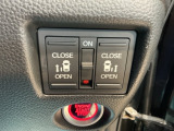 【電動スライドドア】隣の車との距離が近い駐車場でも、ぶつける心配をせずスムーズに開閉。限られたスペースを賢く使う、暮らしに寄り添った設計が魅力です。