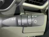 【オートライト】車外の明るさに応じて自動的にライトの点灯・消灯をしてくれます